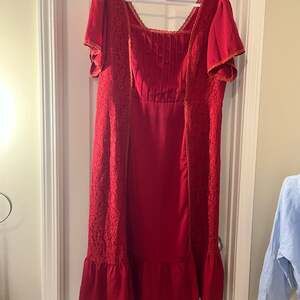 Suzanne Betro Women's Red Bishop Sleeve Yoke Dress